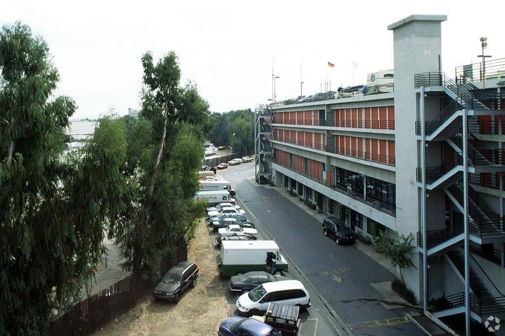 Office Property For Lease photo 3