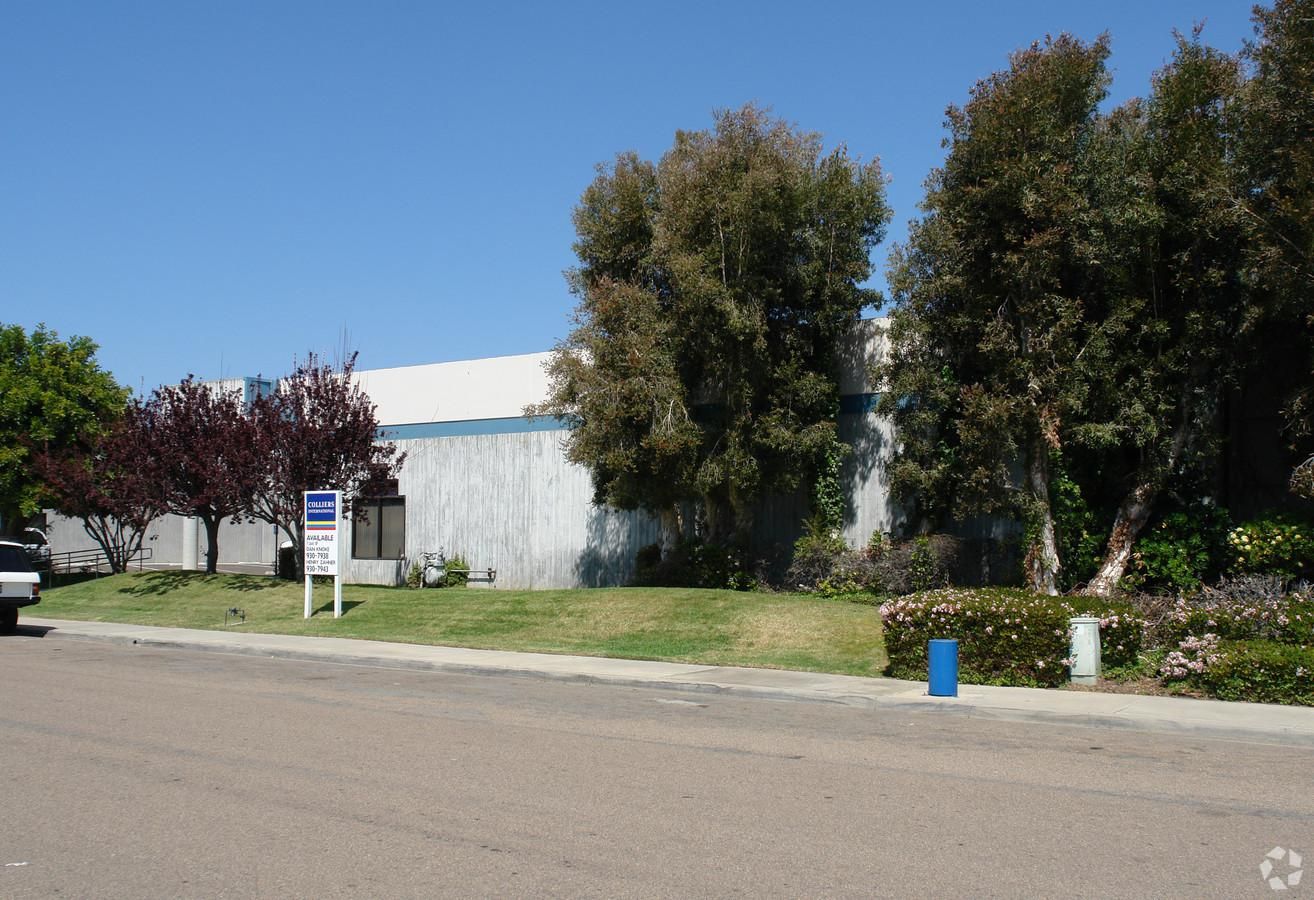 Industrial Property For Lease photo 4