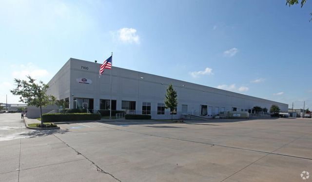 7100 Business Park Dr