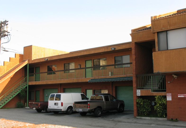 3740 Overland