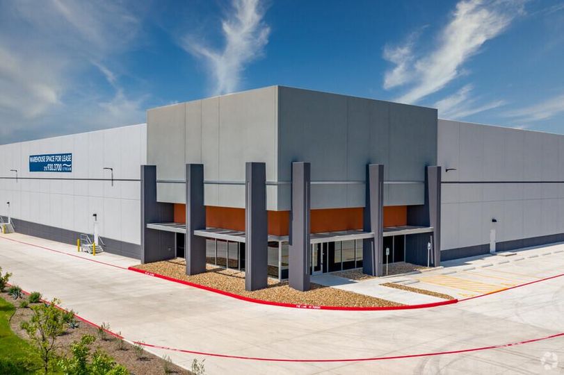 Gateway 10 - Building 2 6719 IH-10 E