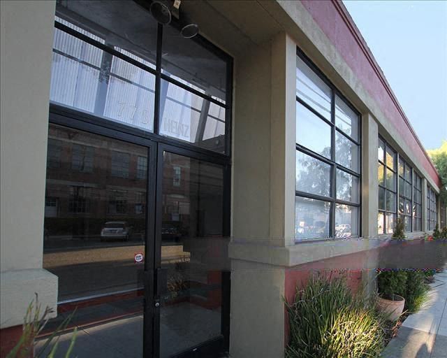 Temescal Business Center photo 2