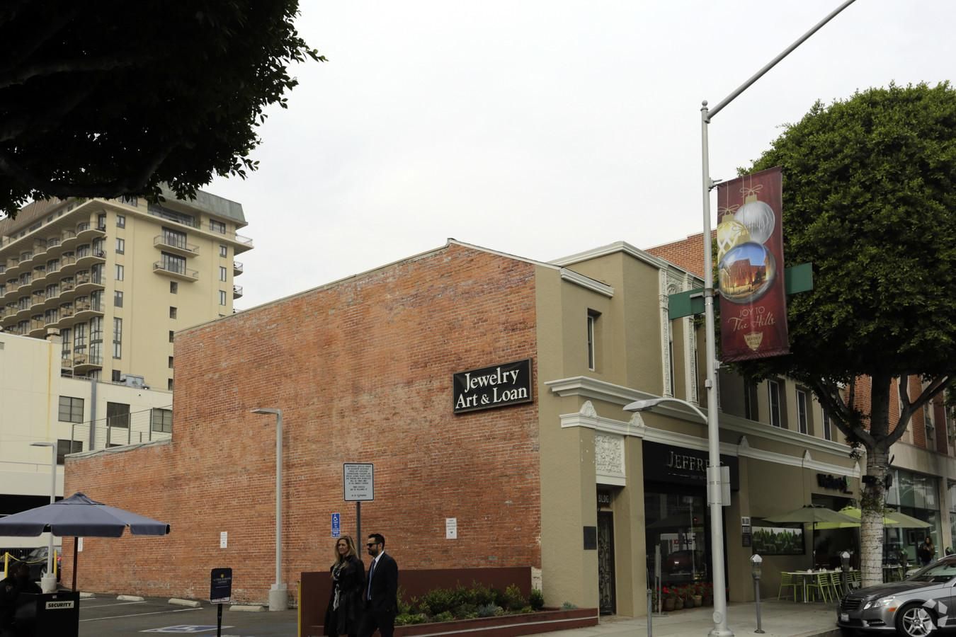 Retail Property For Lease photo 1