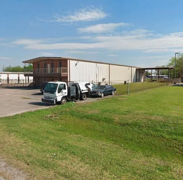 Building B 918 Hodgkins St photo 1