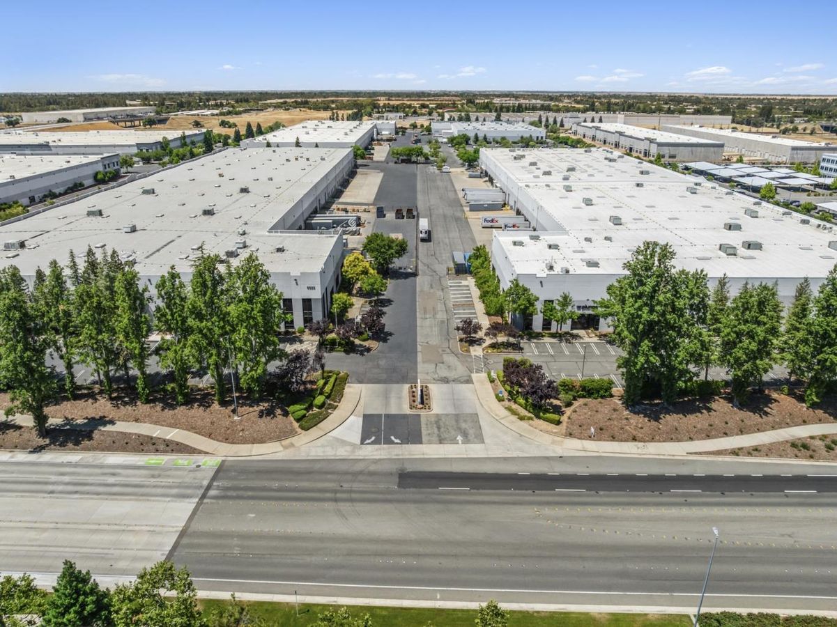 Sierra View Industrial Park Building 2 photo 1