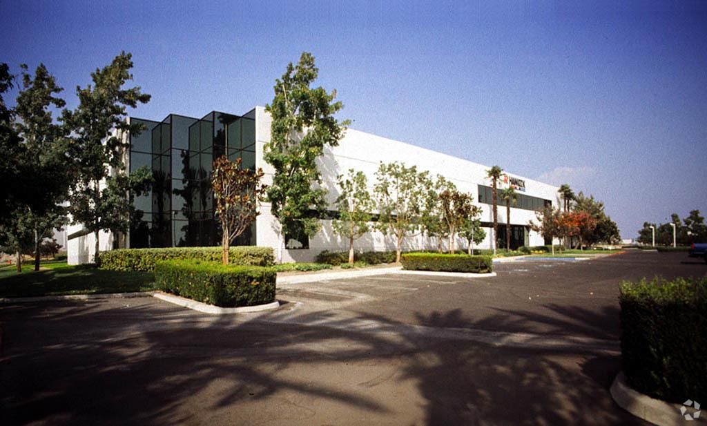 Bldg 17 photo 2