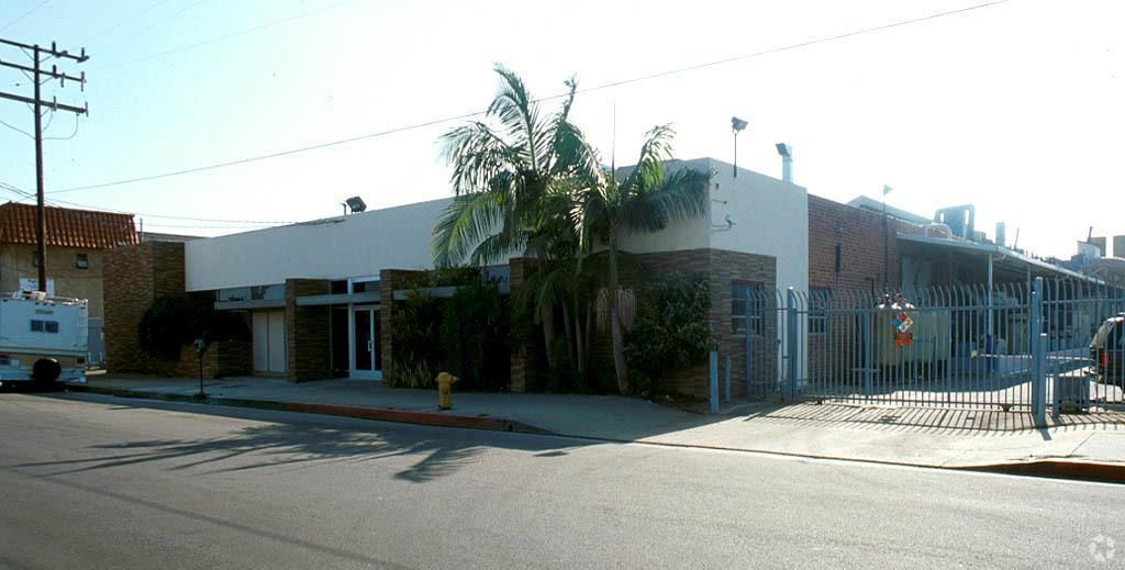 Industrial Property For Lease photo 1