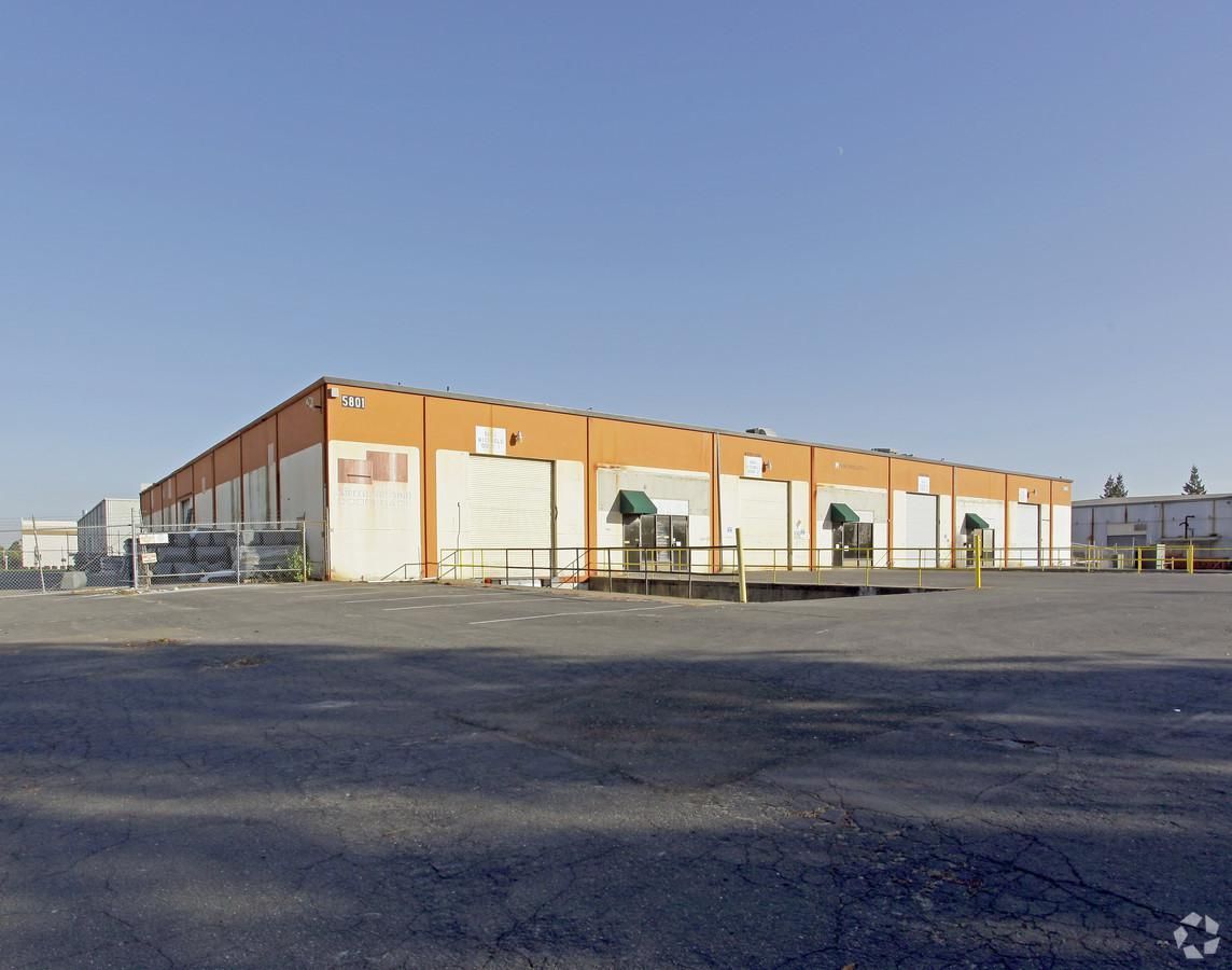 Industrial Property For Sale photo 1