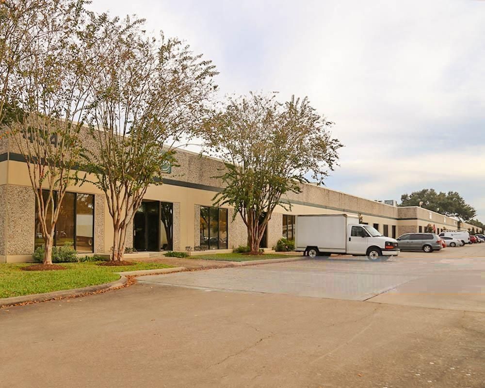 Pineway Service Center II photo 2