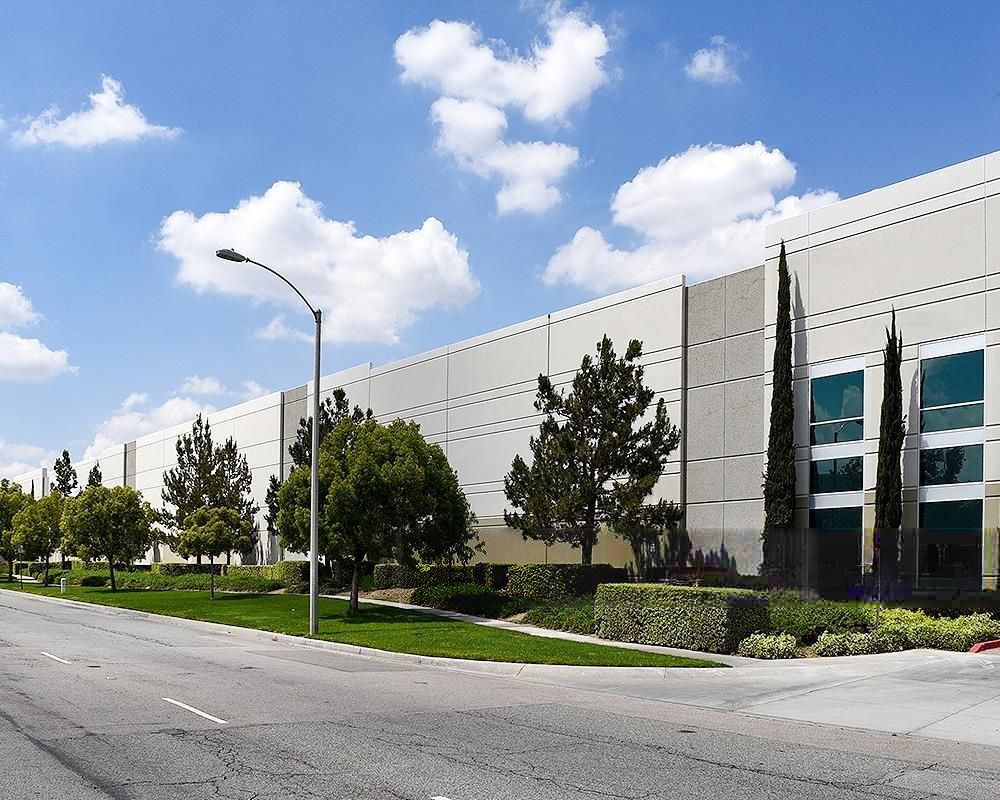 Sierra Business Park - Building 1 photo 1