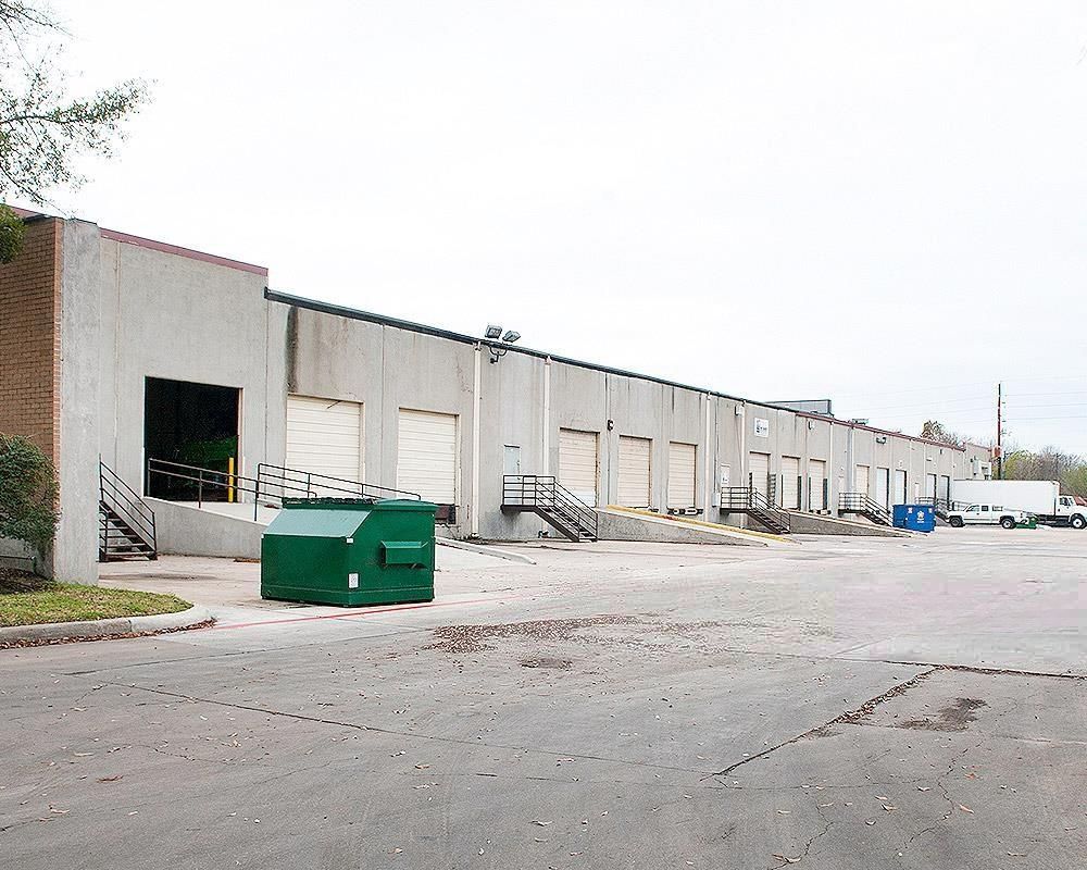 Northgreen Service Center - Building 3 photo 4