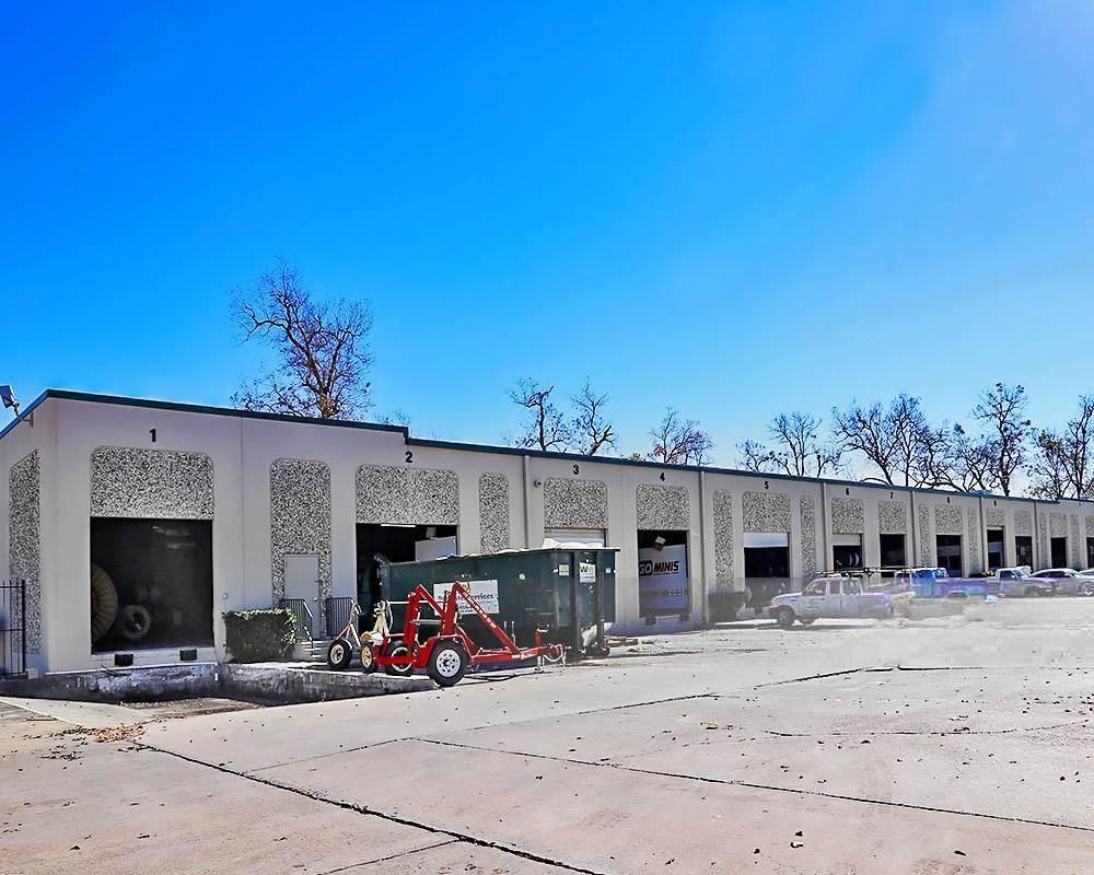 Pine Forest Business Center photo 4