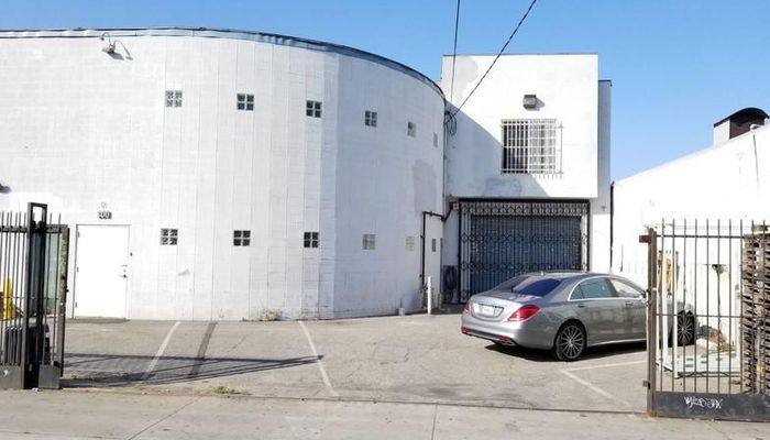 Warehouse Space for Rent at 800-808 E 29th St Los Angeles, CA 90011 - #14