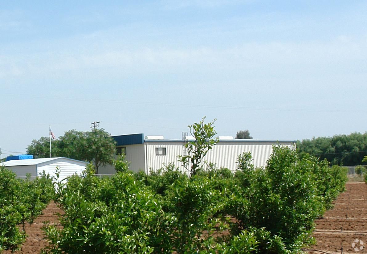 Industrial Property For Sale photo 1