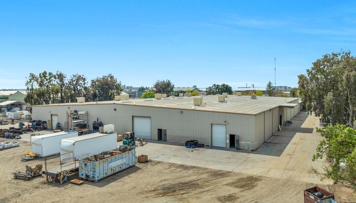 Warehouse Space for Rent at 2645 S Chestnut Ave Fresno, CA 93725 - #10