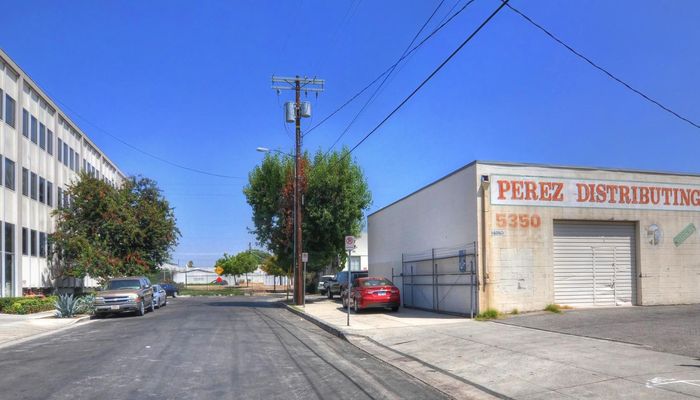 Warehouse Space for Sale at 5350 Cartwright Ave North Hollywood, CA 91601 - #6