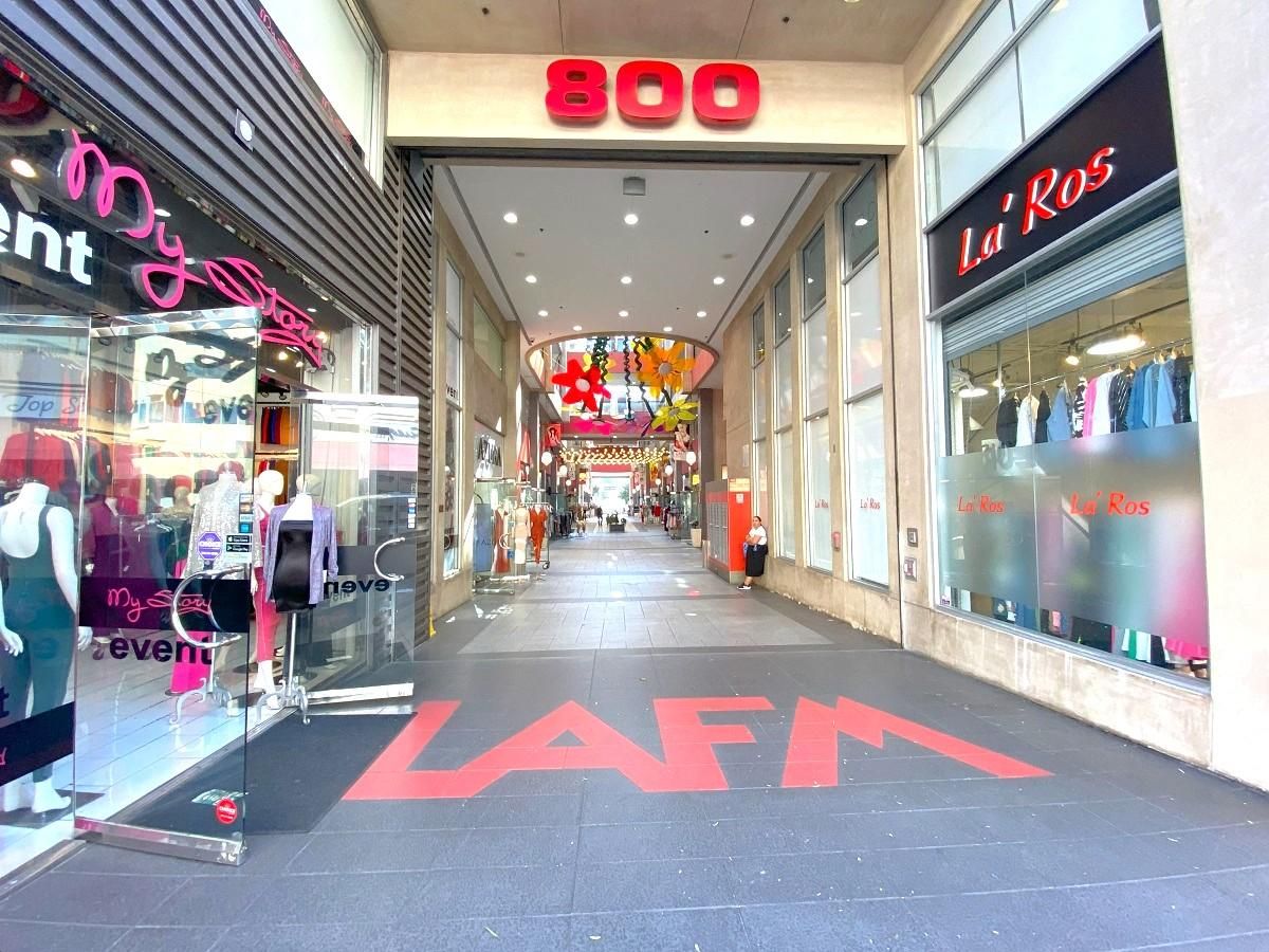 LA Fashion Mart Showrooms & Offices! photo 4