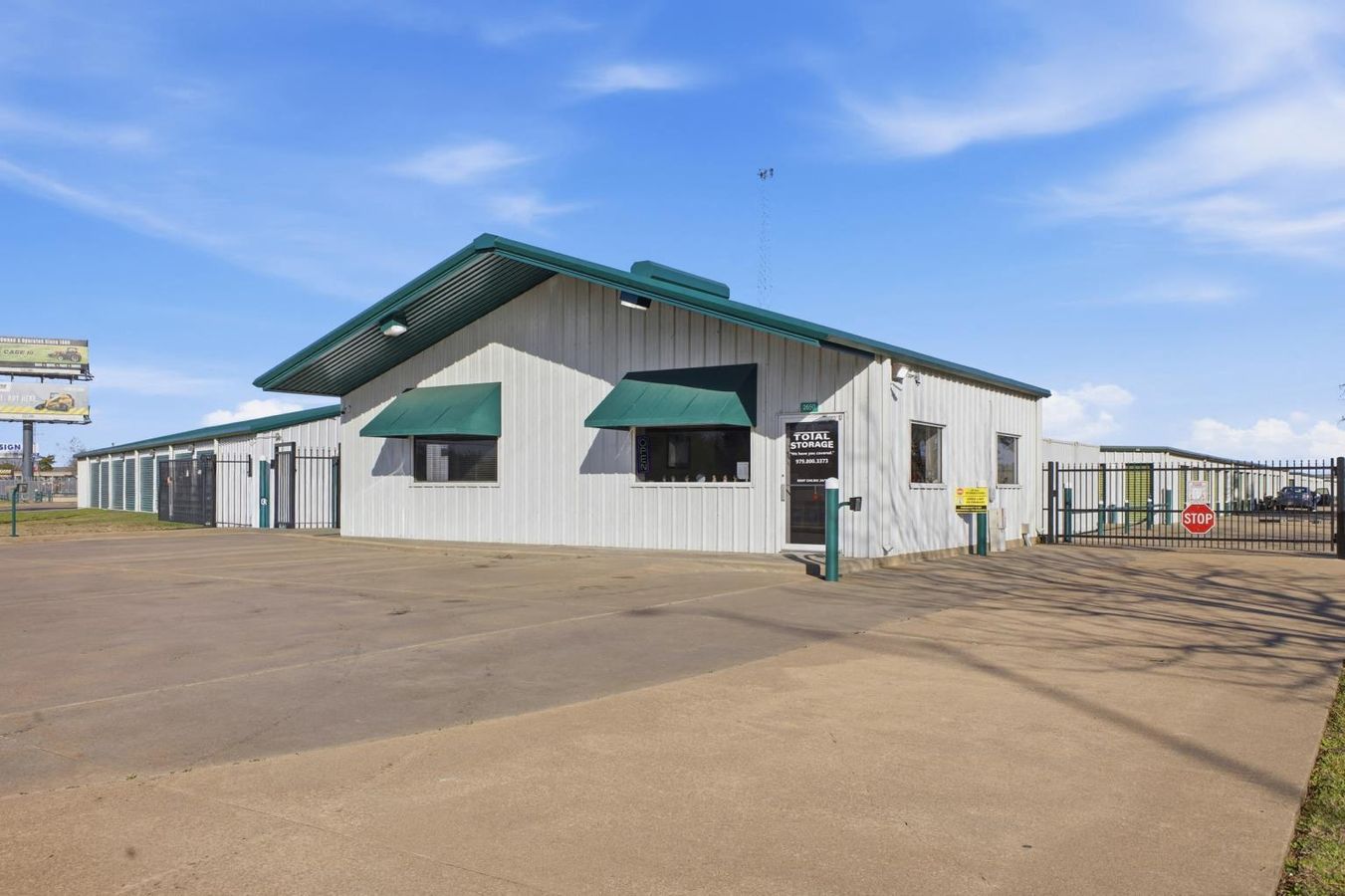 Highway 290 Office + Warehouse photo 4