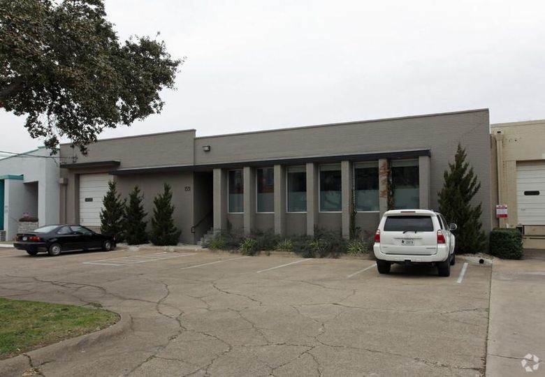 1531 Edison St