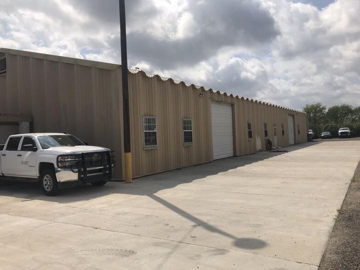 Sublease Opportunity 1911 N Lexington Blvd