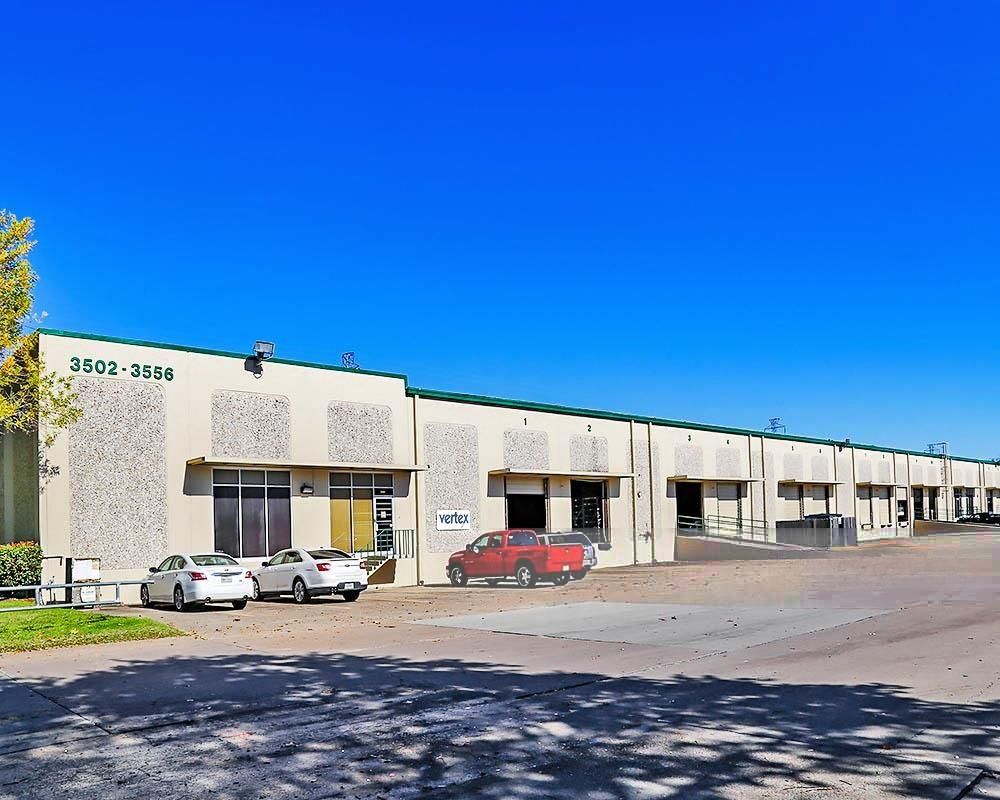 Pine Forest Business Center photo 1