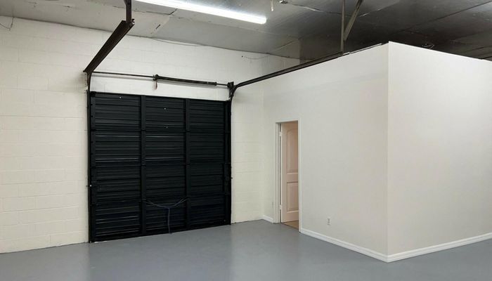 Warehouse Space for Rent at 7361 Ethel Ave North Hollywood, CA 91605 - #8