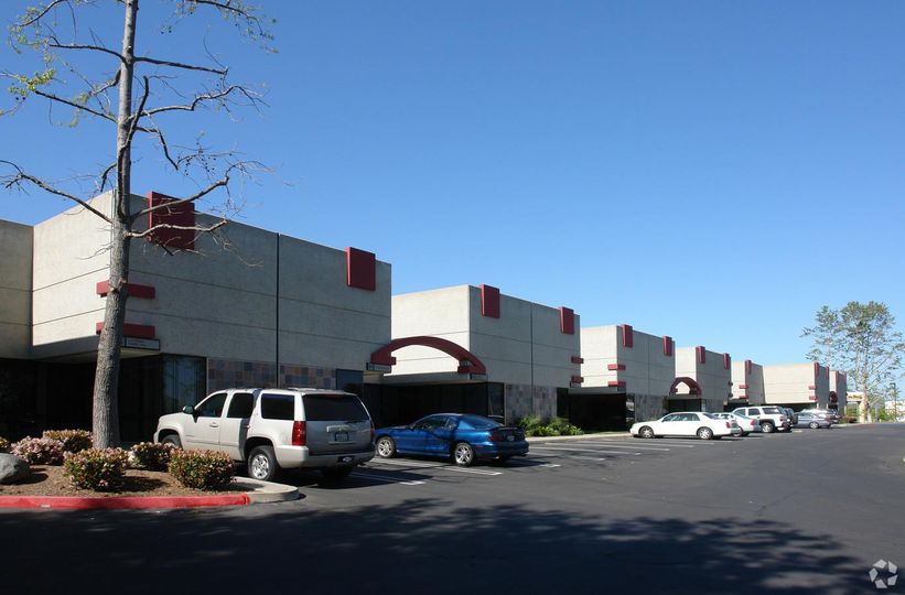 Vista Pointe Plaza