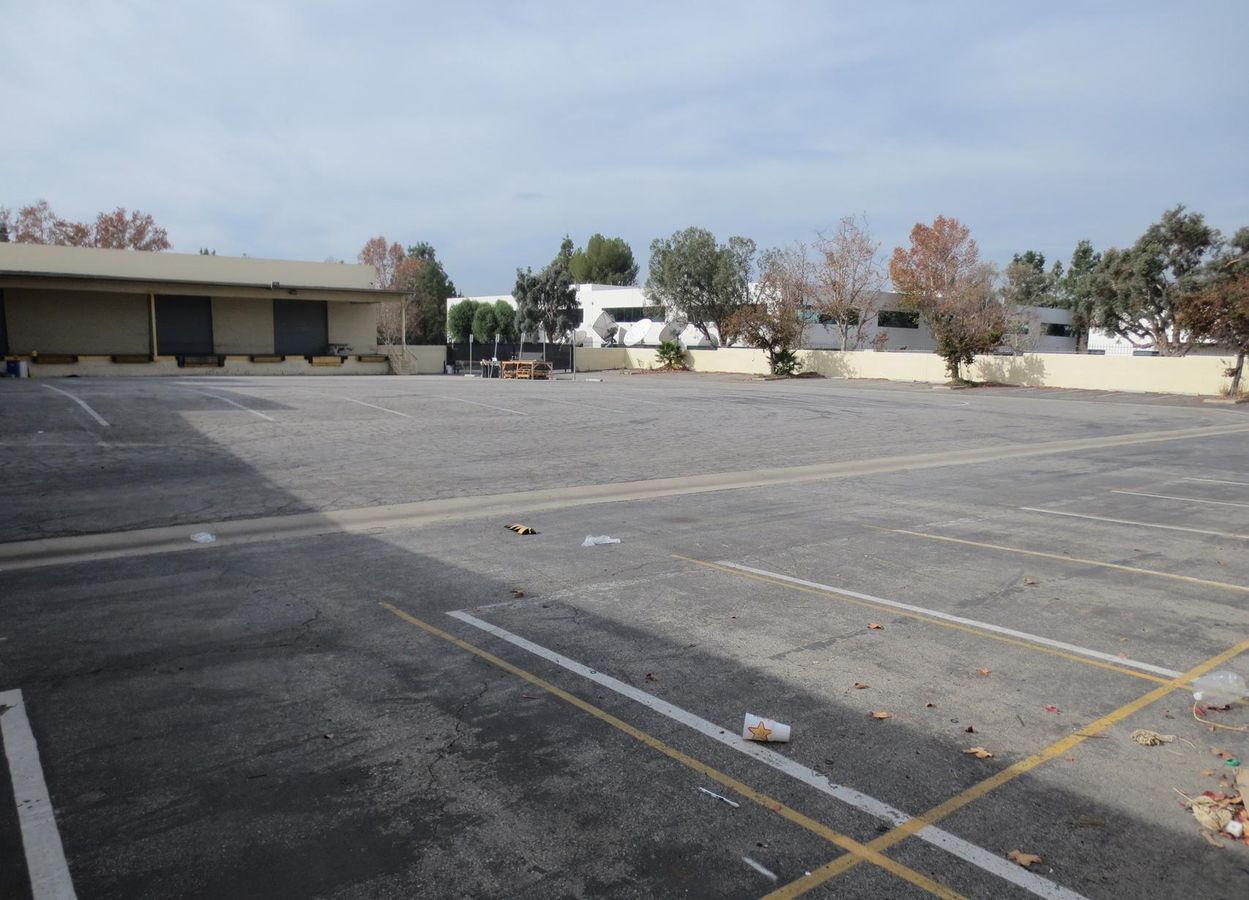 Prime Valencia Industrial Center photo 4