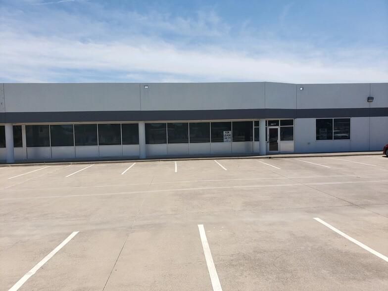 9617 Camp Bowie West Fort Worth, TX 7611 9601-9615 Camp Bowie West Blvd photo 2