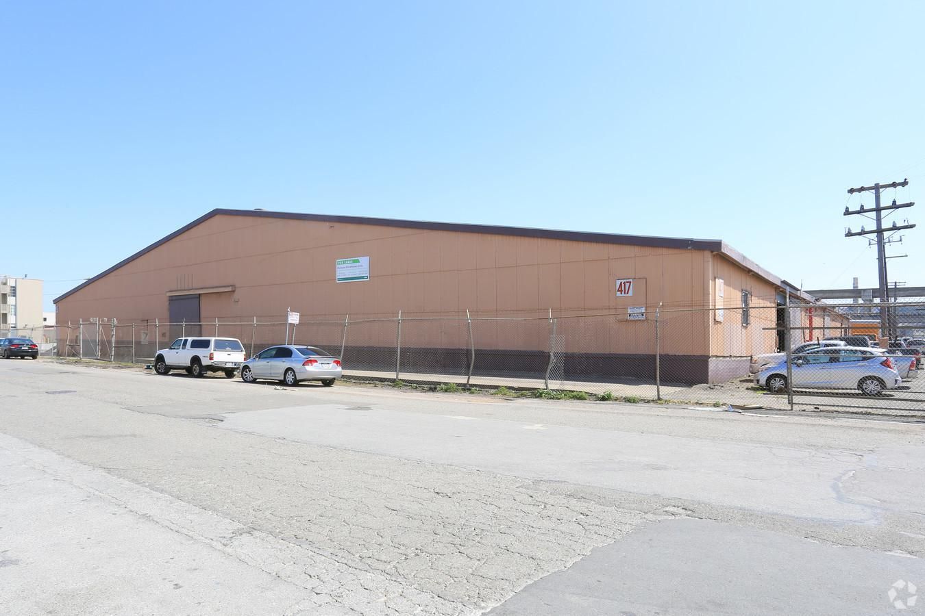 Bldg 417 photo 3