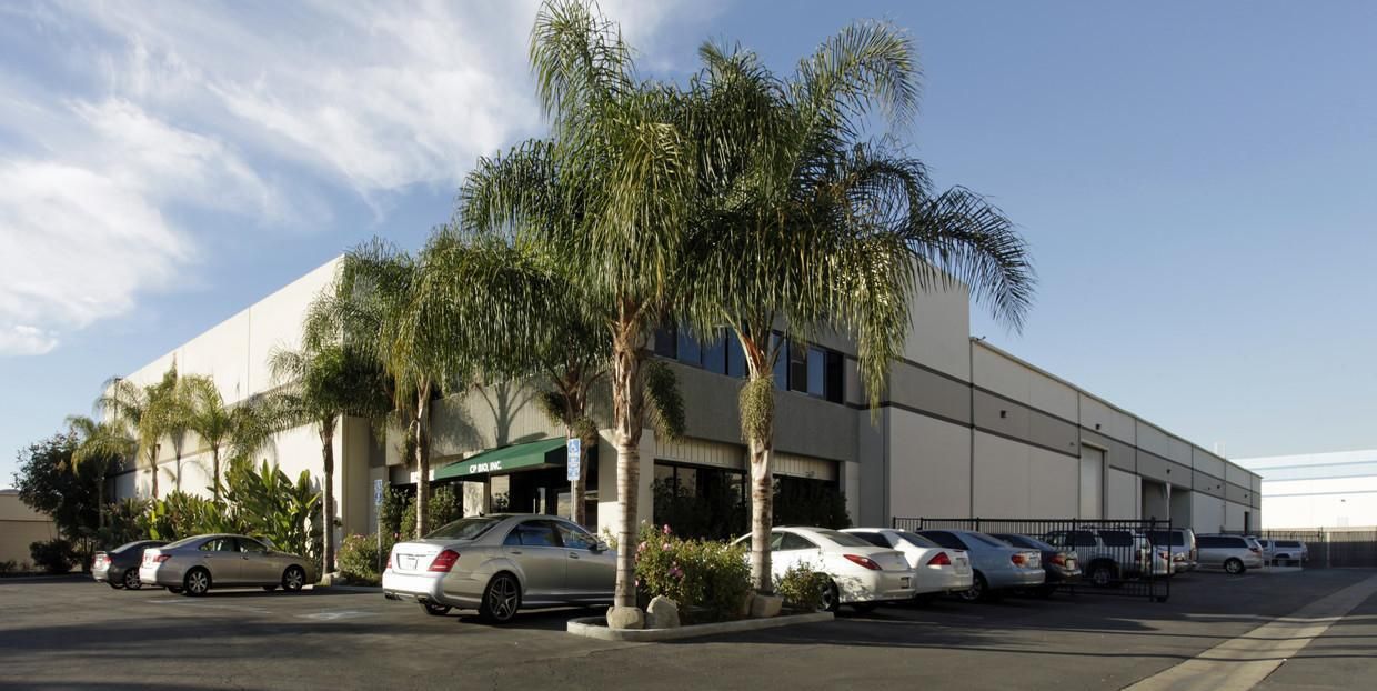 4802 Murrieta St, Chino, CA photo 2