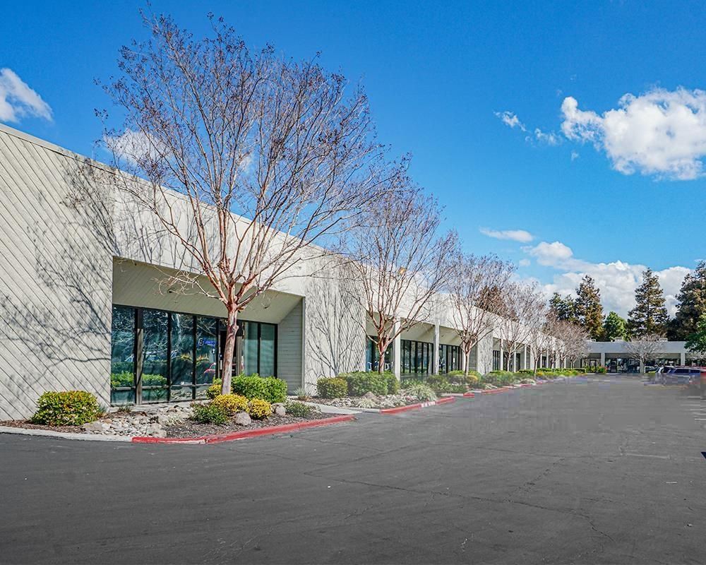 473 Sapena Court & 500 Laurelwood Road photo 1
