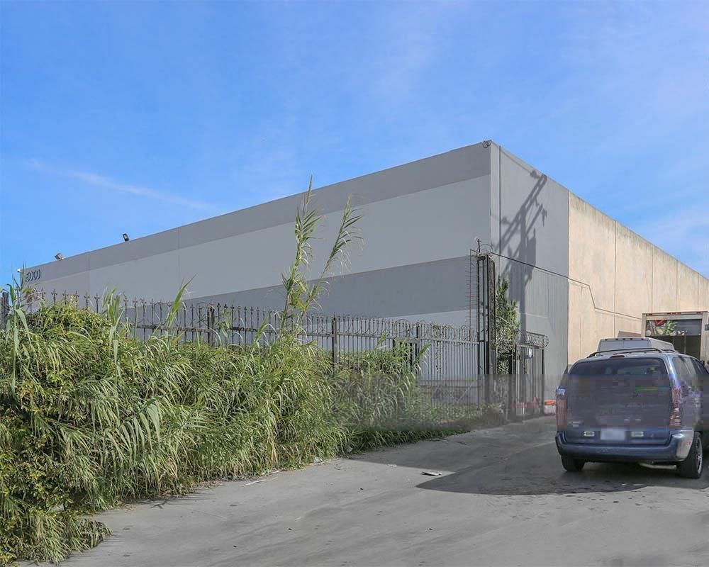 15000 South Avalon Blvd photo 3