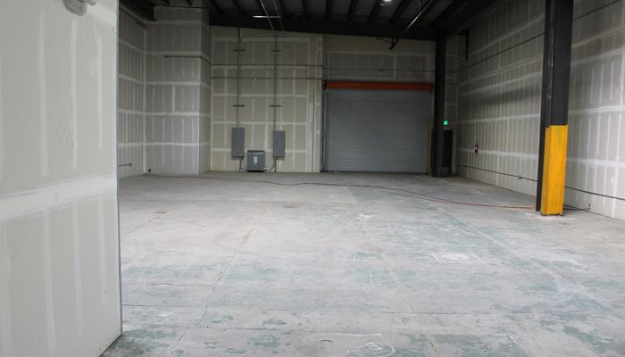 Warehouse Space for Rent at 1345 Orizaba Ave Long Beach, CA 90804 - #9