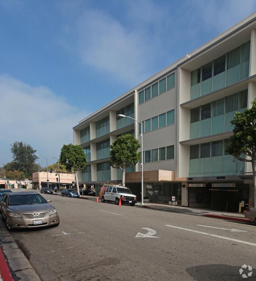 Beverly Hills Triangle Medical - North Tower photo 4