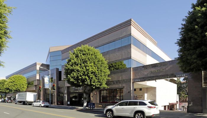 Office Space for Rent at 150 N Robertson Blvd Beverly Hills, CA 90211 - #10