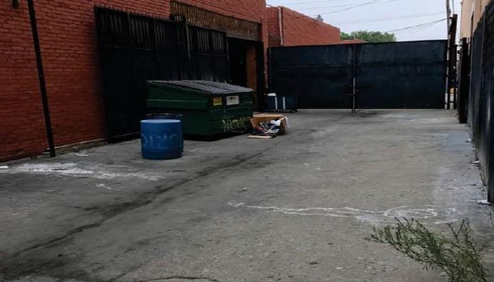 Warehouse Space for Rent at 1907-1919 E 7th Pl Los Angeles, CA 90021 - #2