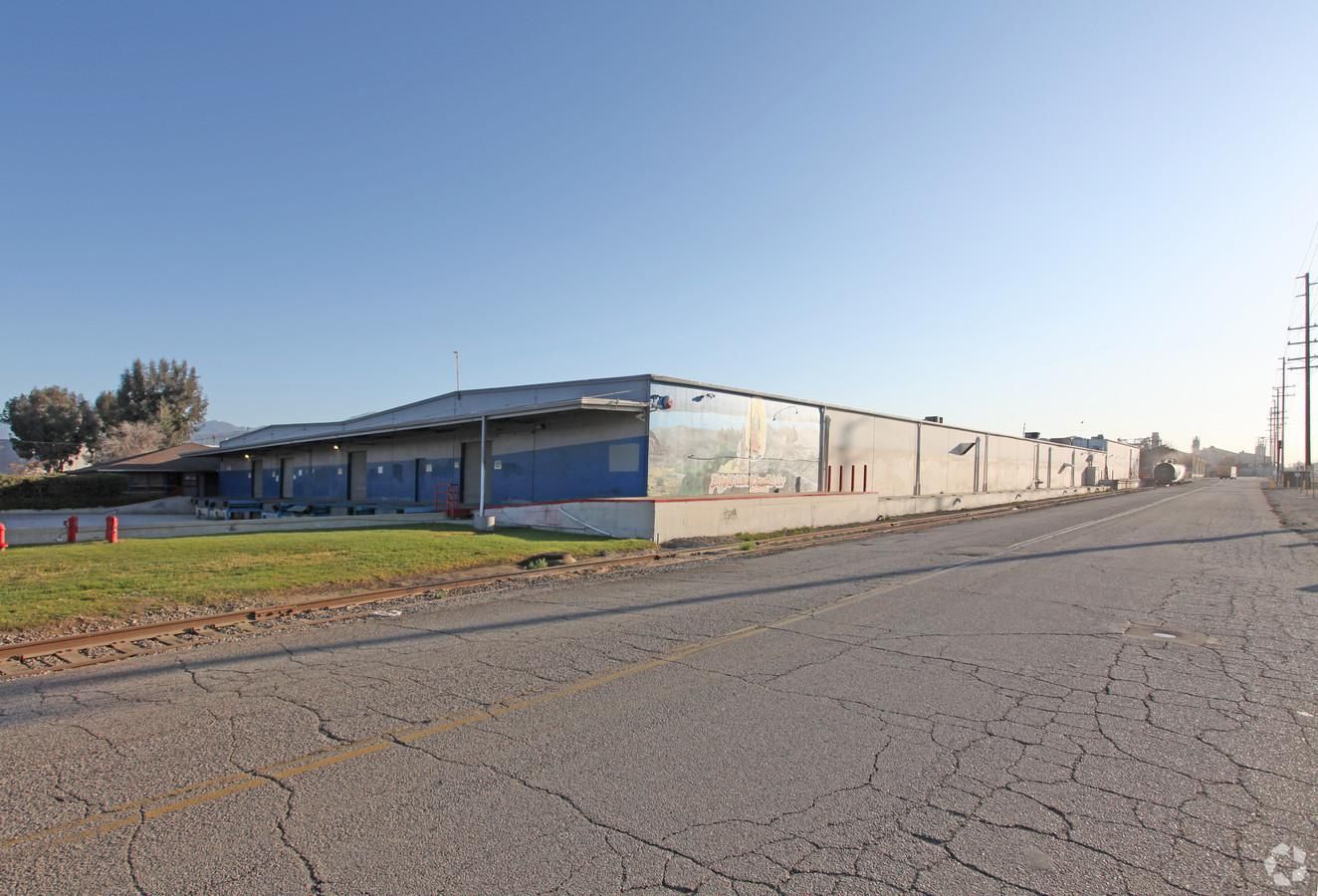 Industrial Property For Lease photo 1