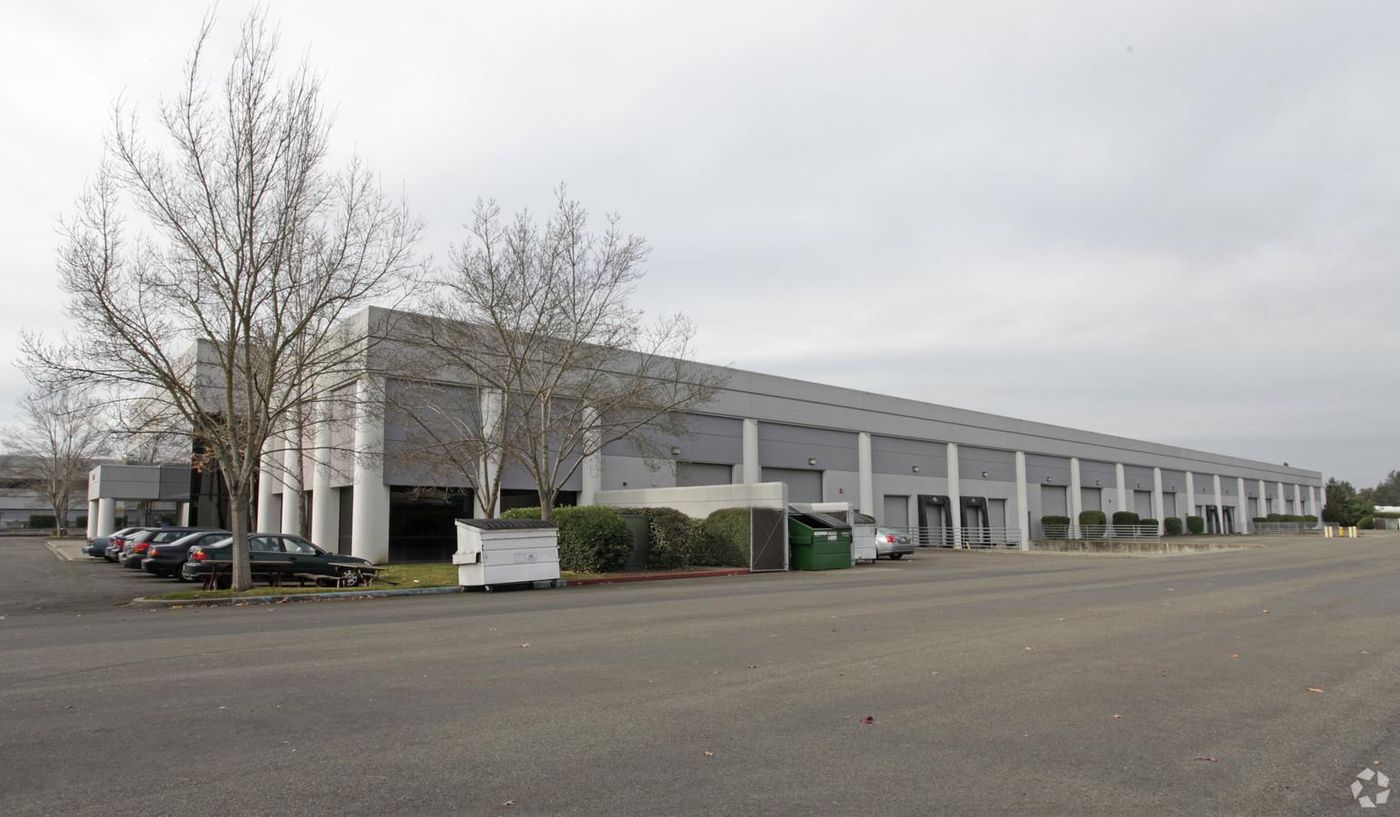 Industrial Property For Lease photo 1