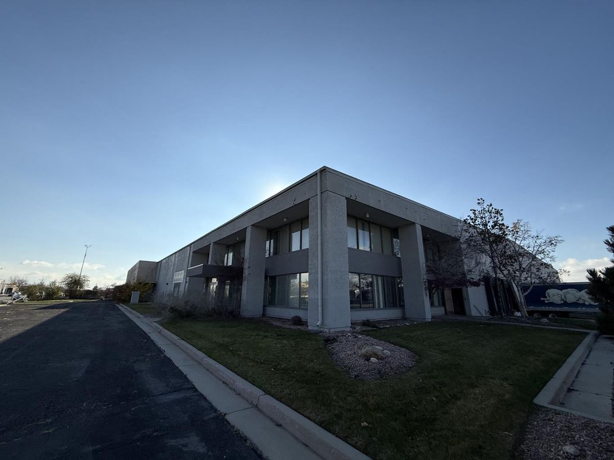 2400 South 600 West photo 1