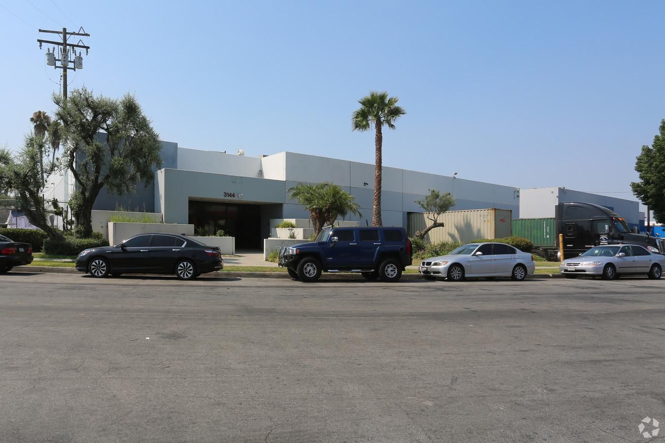 Industrial Property For Lease photo 1