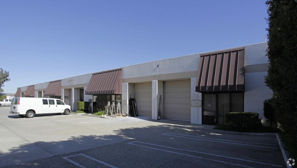 Fullerton Airport Commerce Ctr