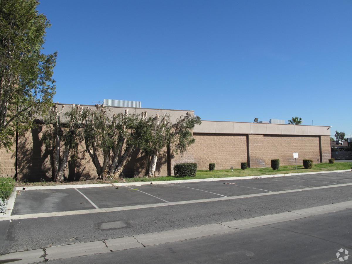 16035 Robin Way, Industry, CA photo 2