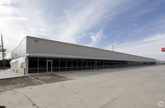 Beltway 249 Business Center 15825 State Highway 249