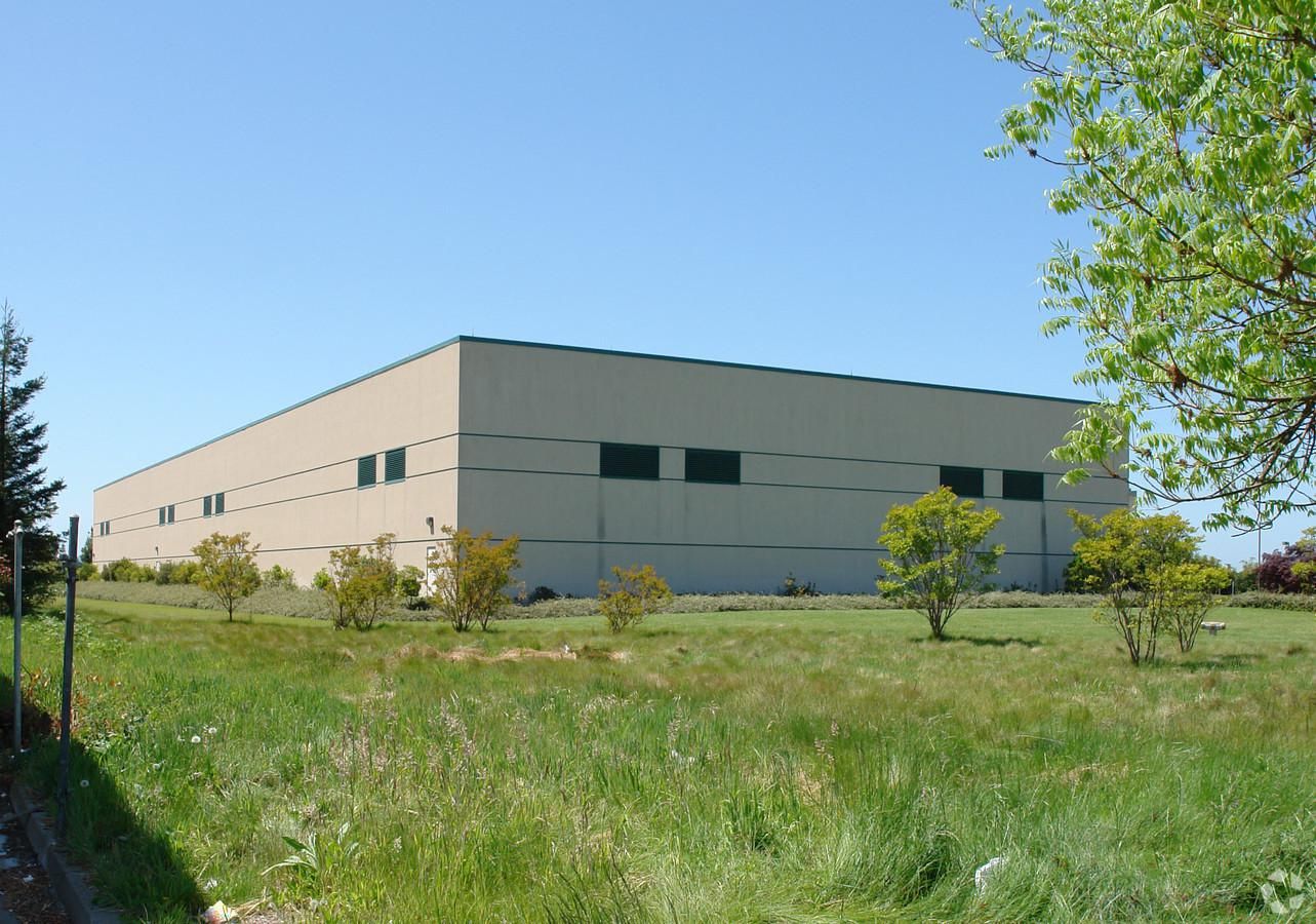 Industrial Property For Sale photo 3