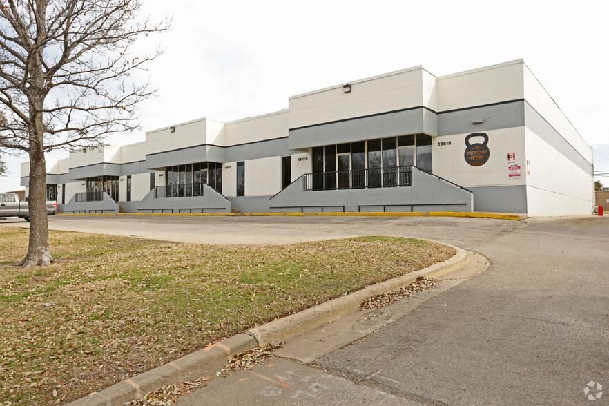 13618-13632 Neutron Rd photo 1