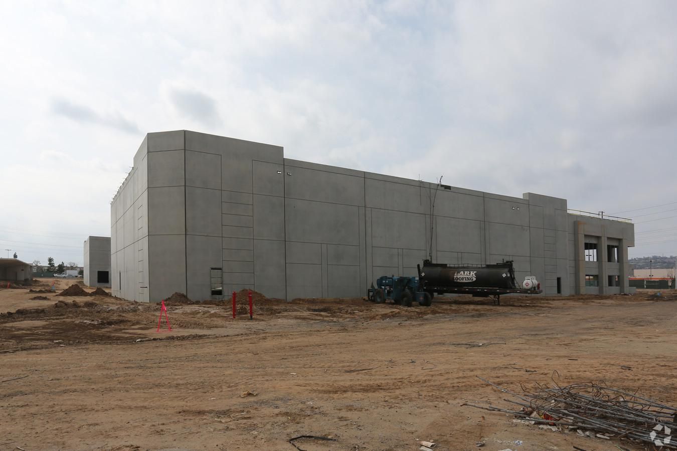 Bldg 3 photo 3