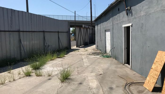 Warehouse Space for Sale at 1321 Alameda St Wilmington, CA 90744 - #14