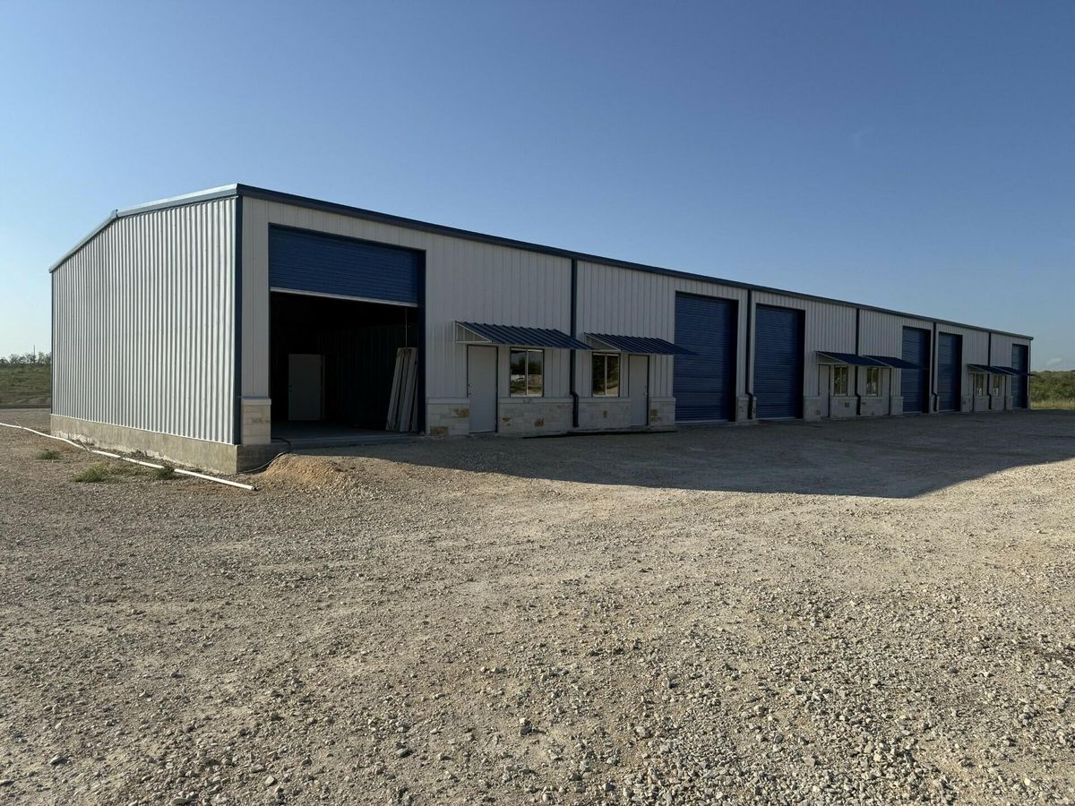 8081 Old Bastrop Rd - Sunstorm Business Complex photo 1