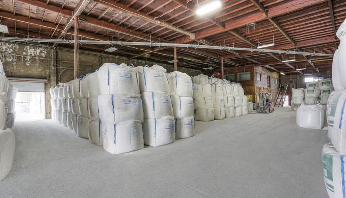 Warehouse Space for Rent at 320 E Harry Bridges Blvd Wilmington, CA 90744 - #4